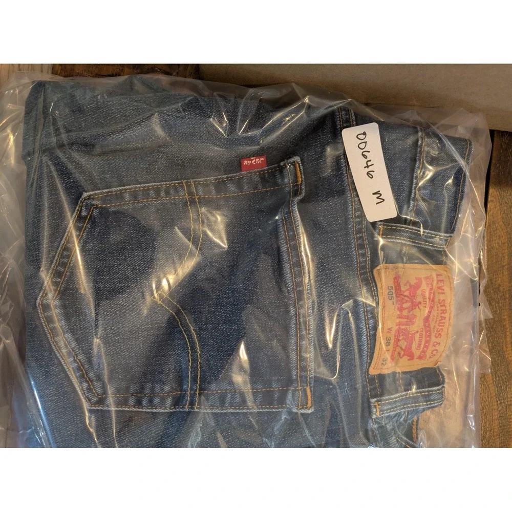 Levi's Jeans Mens 505 Regular Fit Straight Leg Blue 38x32 Vintage Style 80s‎